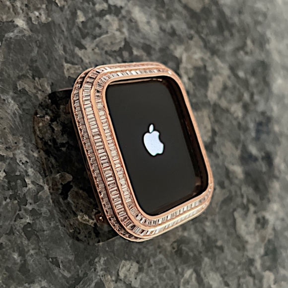 New Apple Watch case in Rose gold with 3 rows of lab diamond baguettes